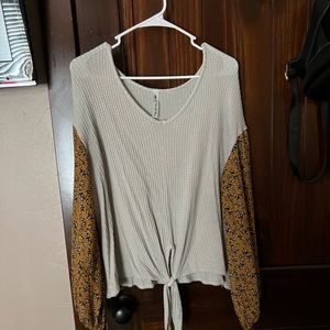 vanilla bay. white blouse